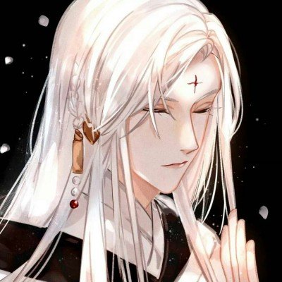 货车压实线右转 央视点名表扬